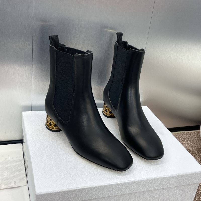 ch**an D*or boots